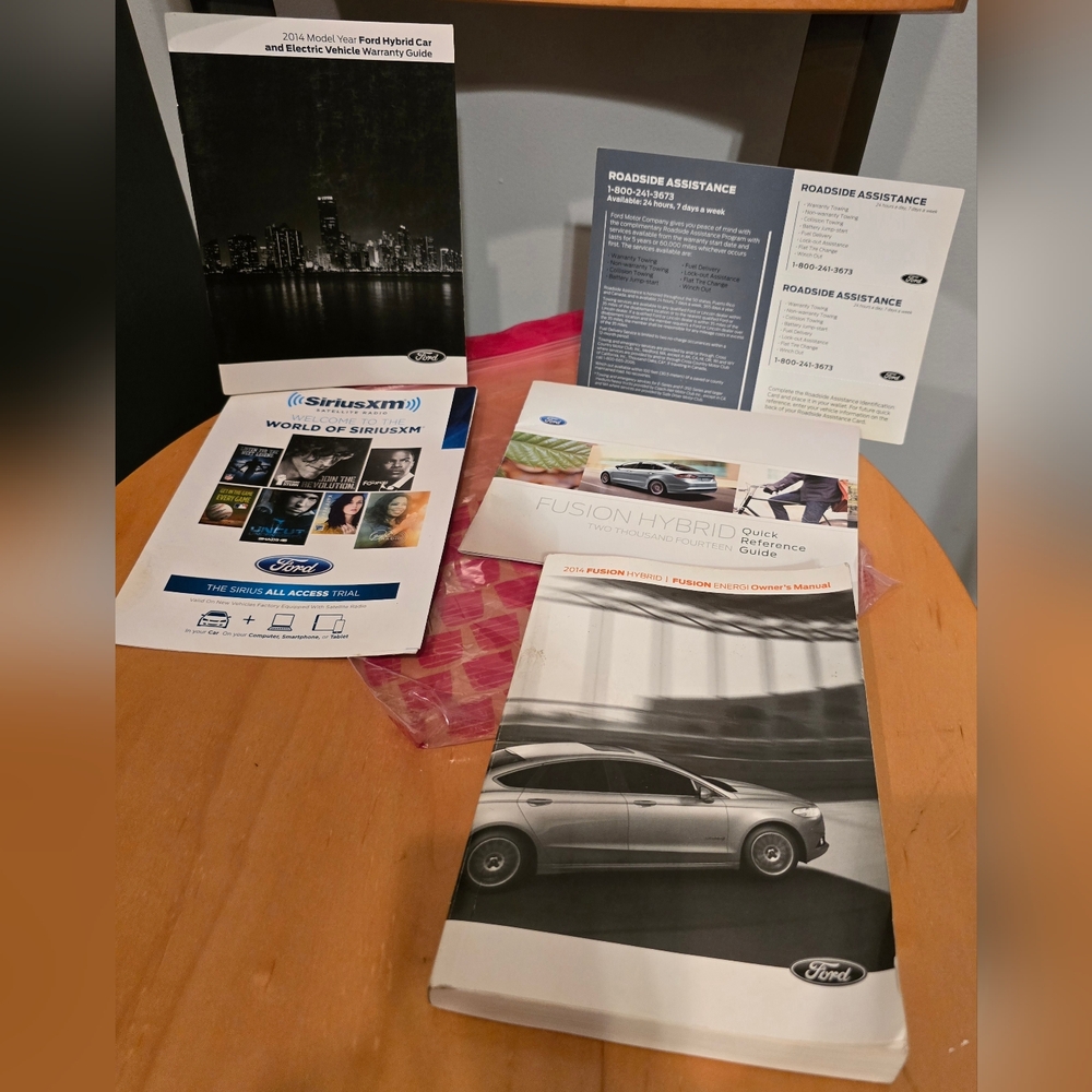 2014 Ford Fusion Hybrid Owner's Manual, Quick Ref Guide, Warranty Guide & Misc